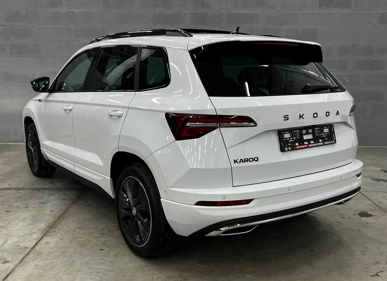Skoda Karoq, 2024г., передний привод, робот