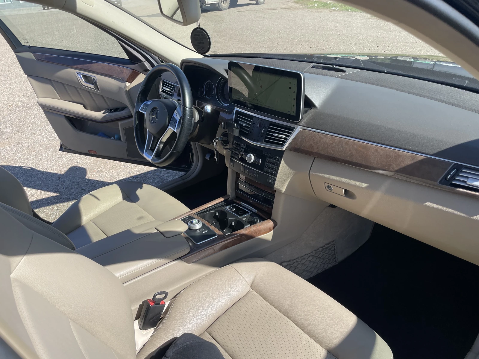 Mercedes-Benz E-Класс, 2012г, задний привод, автомат