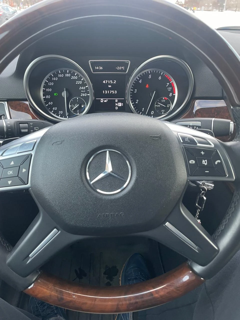 Mercedes-Benz M-Класс, 2012г, полный привод, автомат