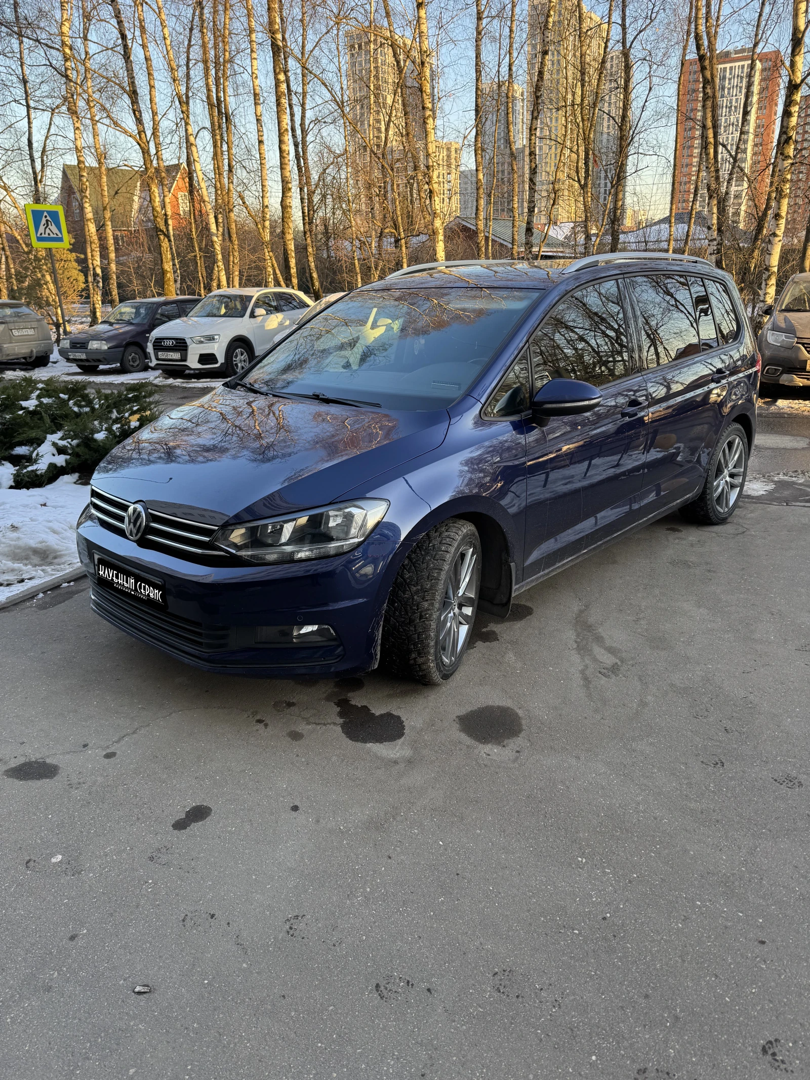Volkswagen Touran, 2019г., передний привод, робот