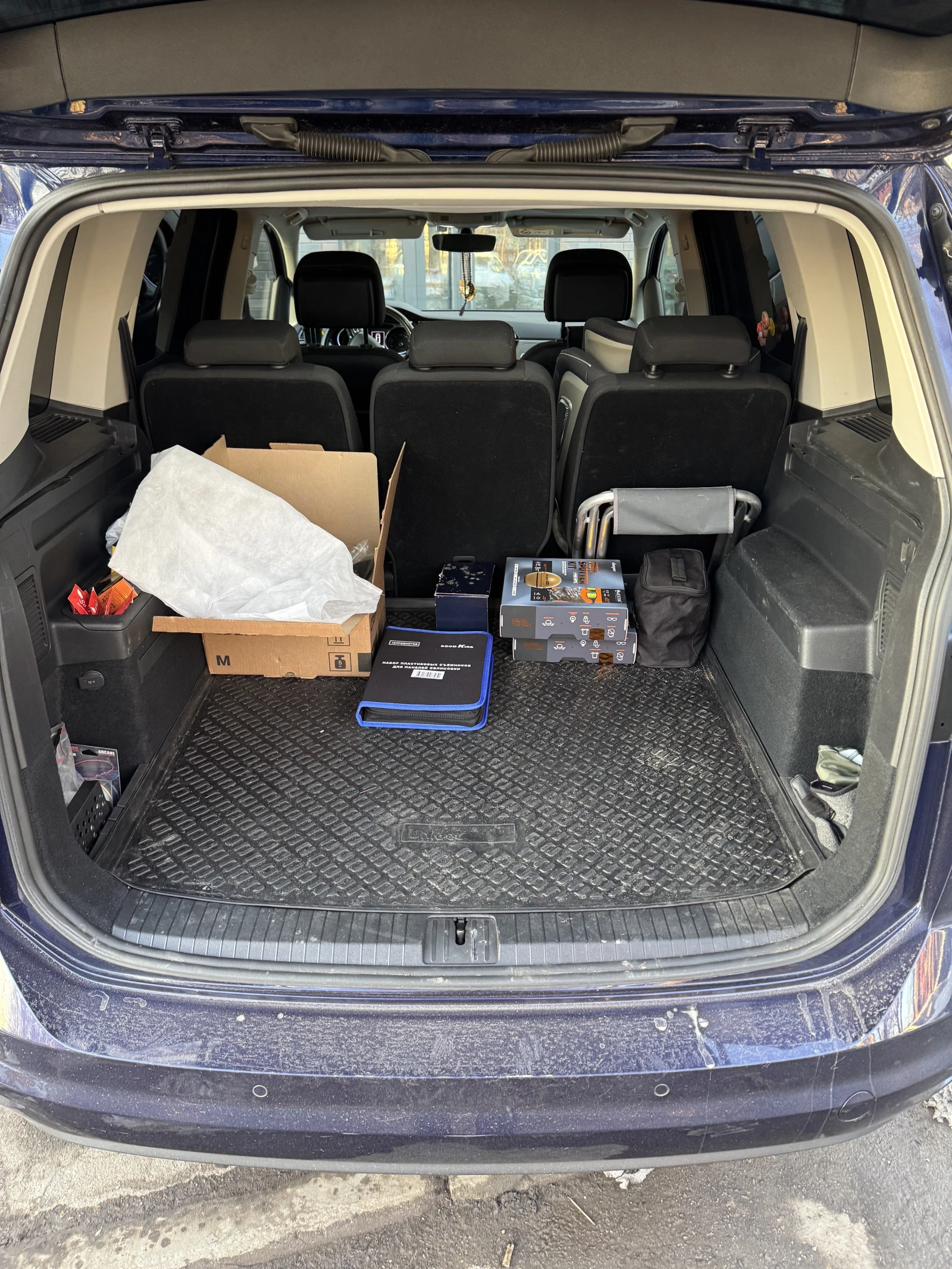 Volkswagen Touran, 2019г, передний привод, робот