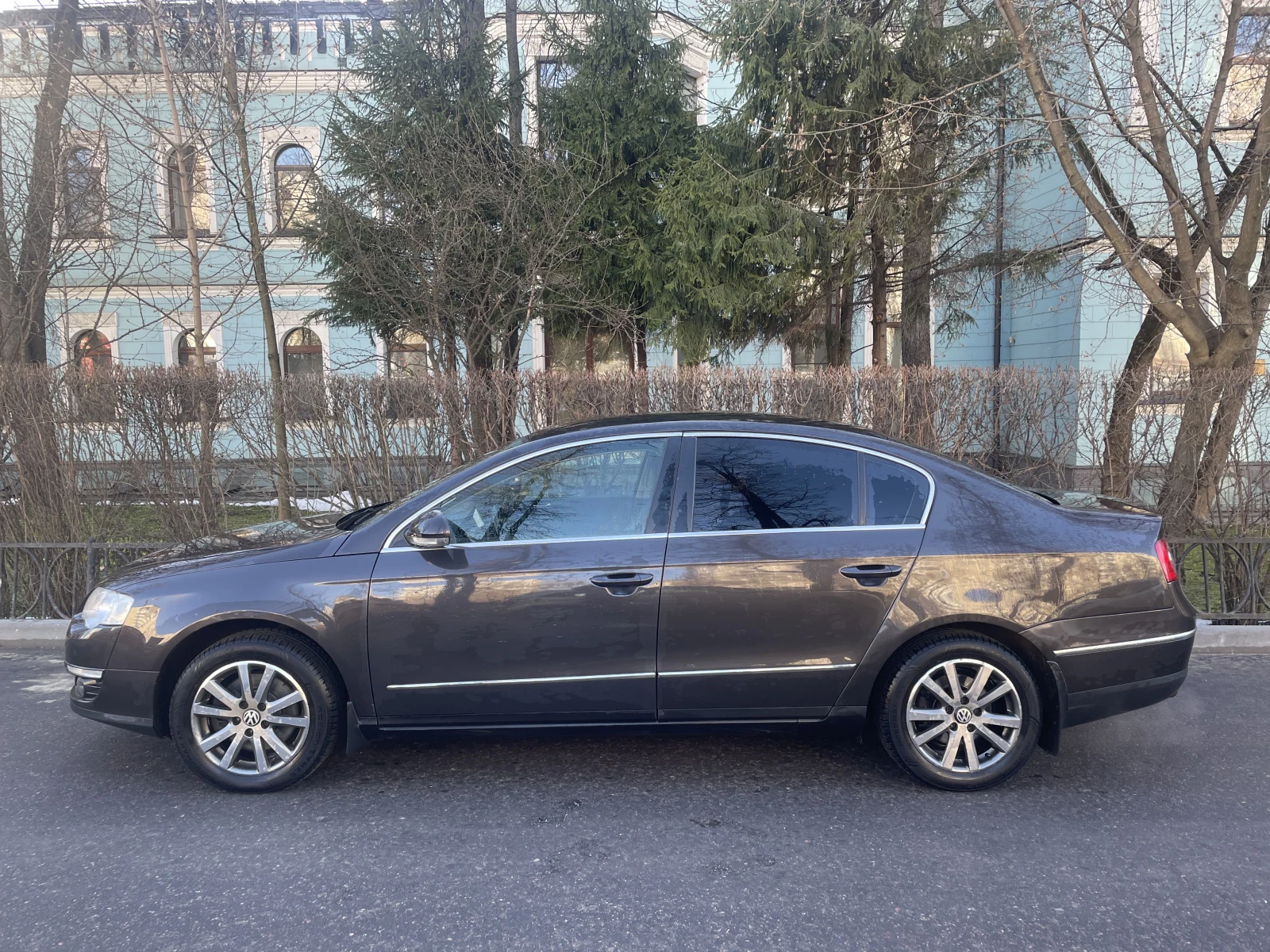 Volkswagen Passat, 2010г, передний привод, робот