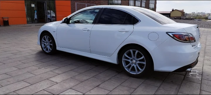 Mazda 6, 2011г, передний привод, механика