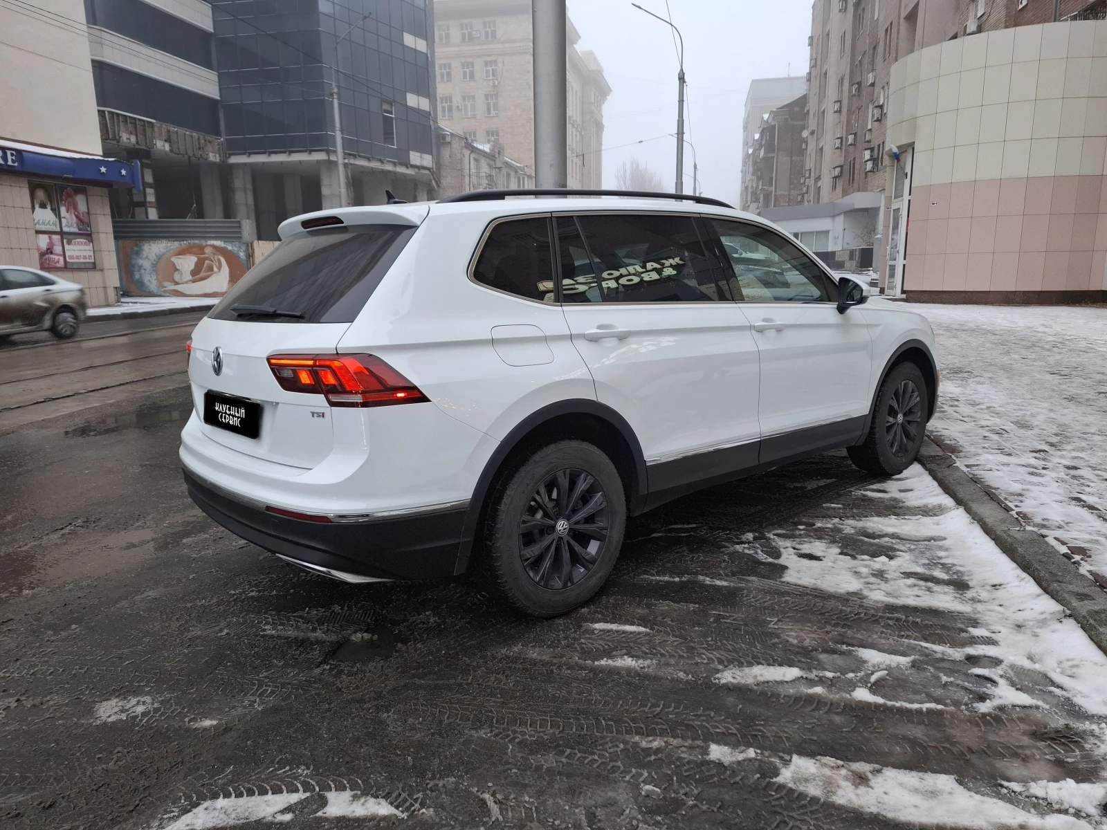 Volkswagen Tiguan, 2018г, передний привод, автомат