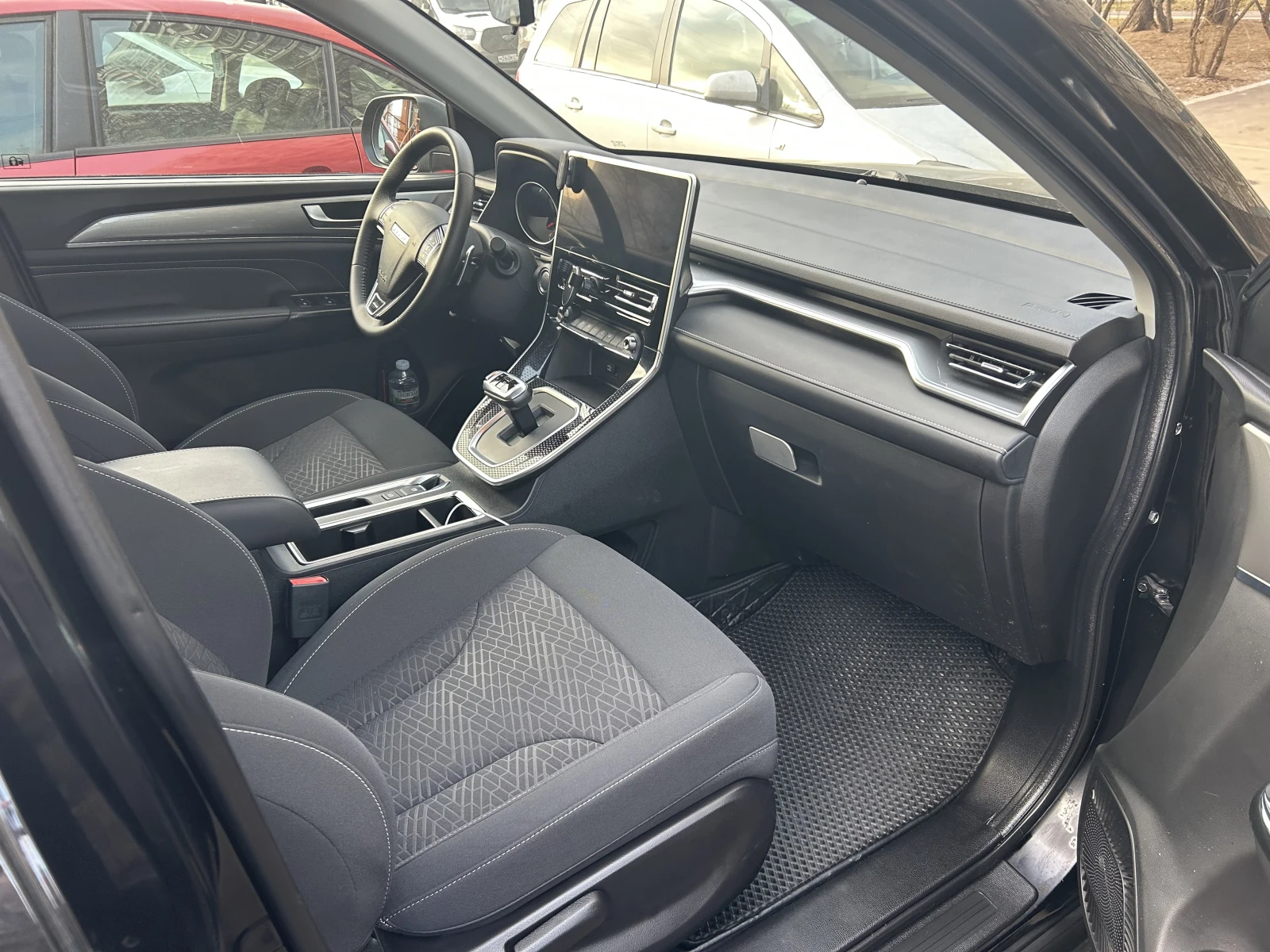 Haval M6, 2023г, передний привод, робот