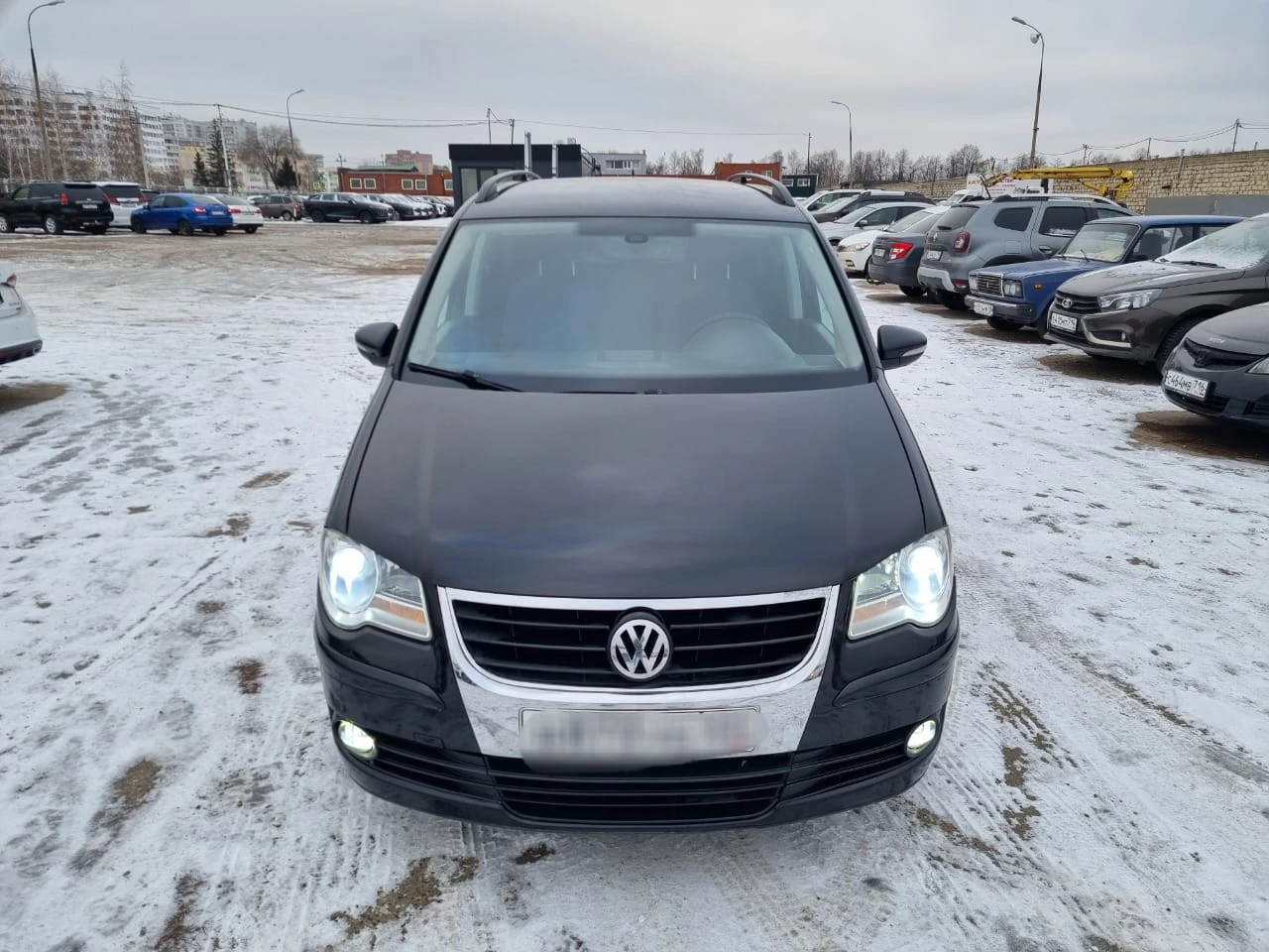 Volkswagen Touran, 2010г, передний привод, механика