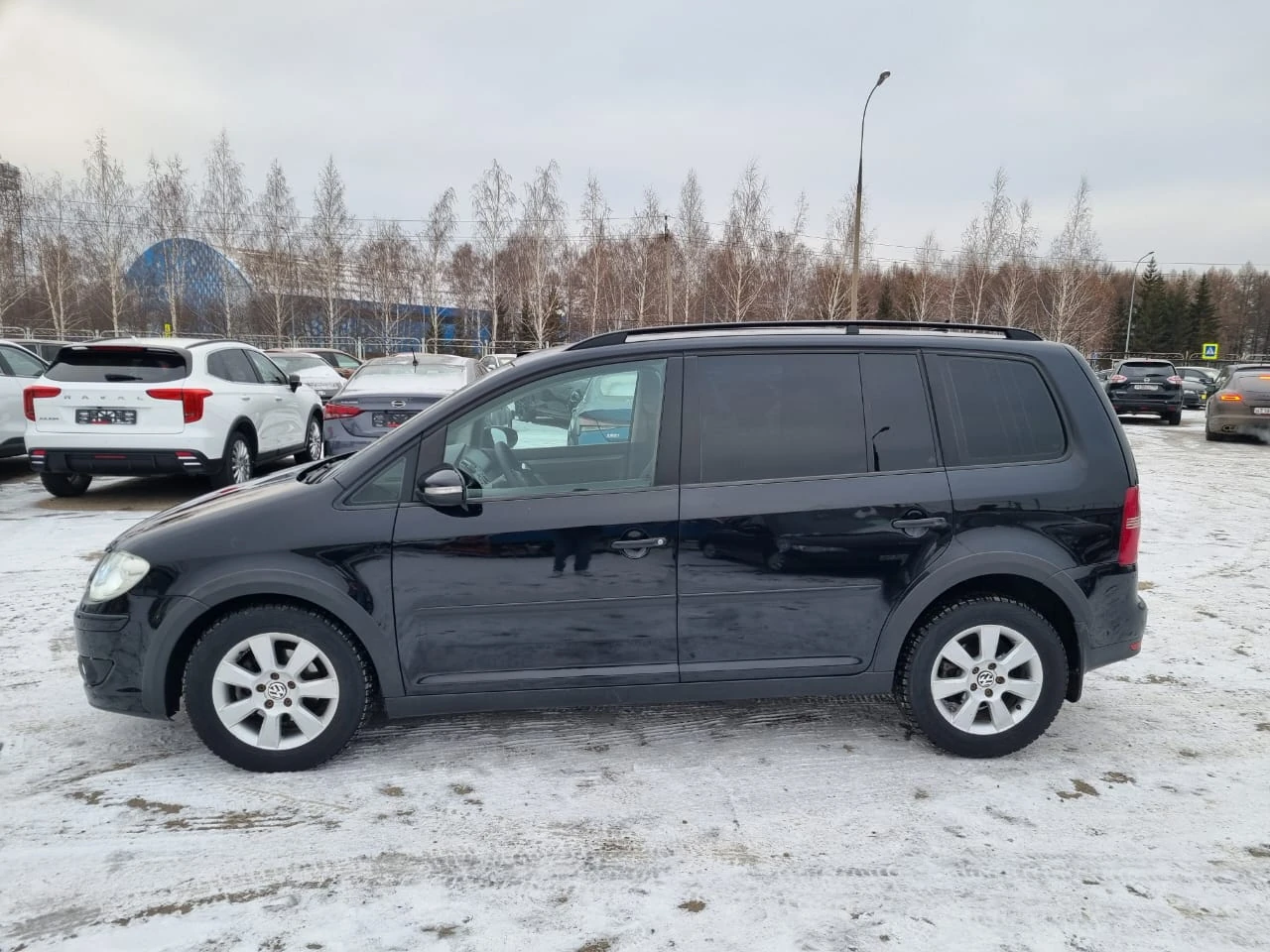 Volkswagen Touran, 2010г, передний привод, механика