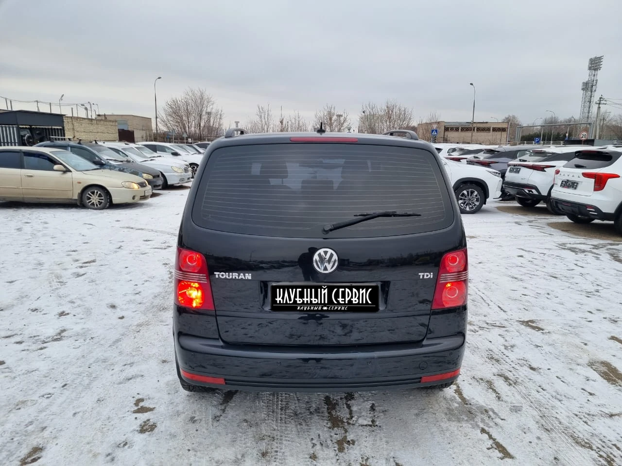 Volkswagen Touran, 2010г, передний привод, механика