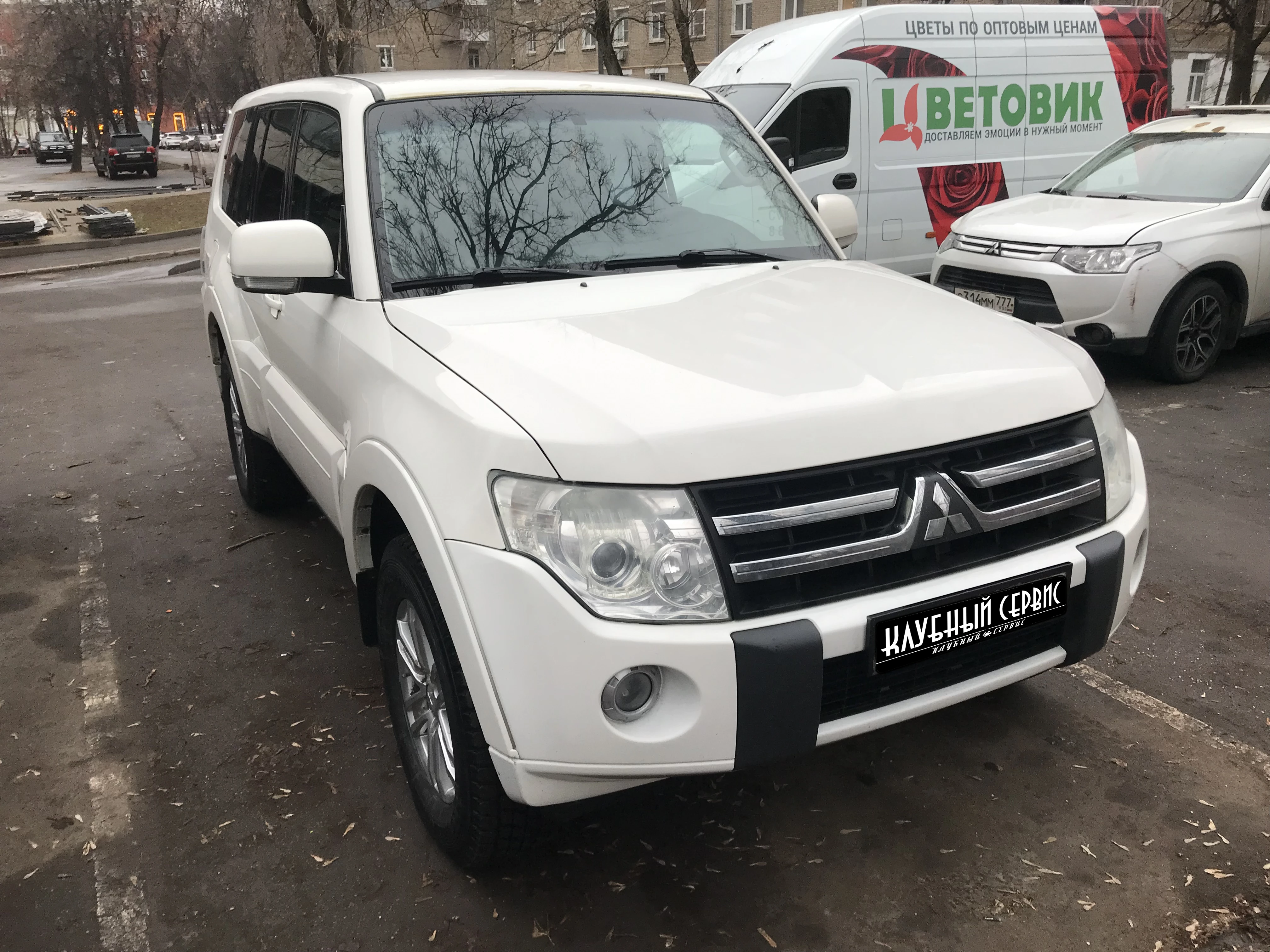 Mitsubishi Pajero, 2010г., полный привод, механика