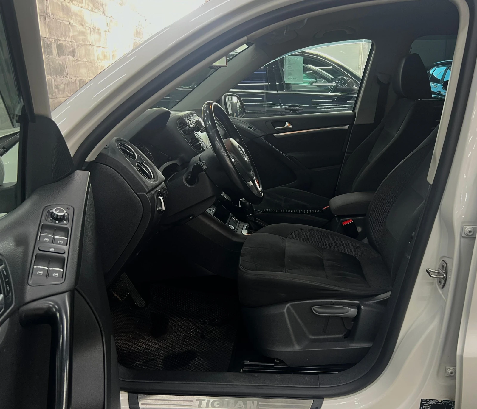 Volkswagen Tiguan, 2013г, полный привод, автомат