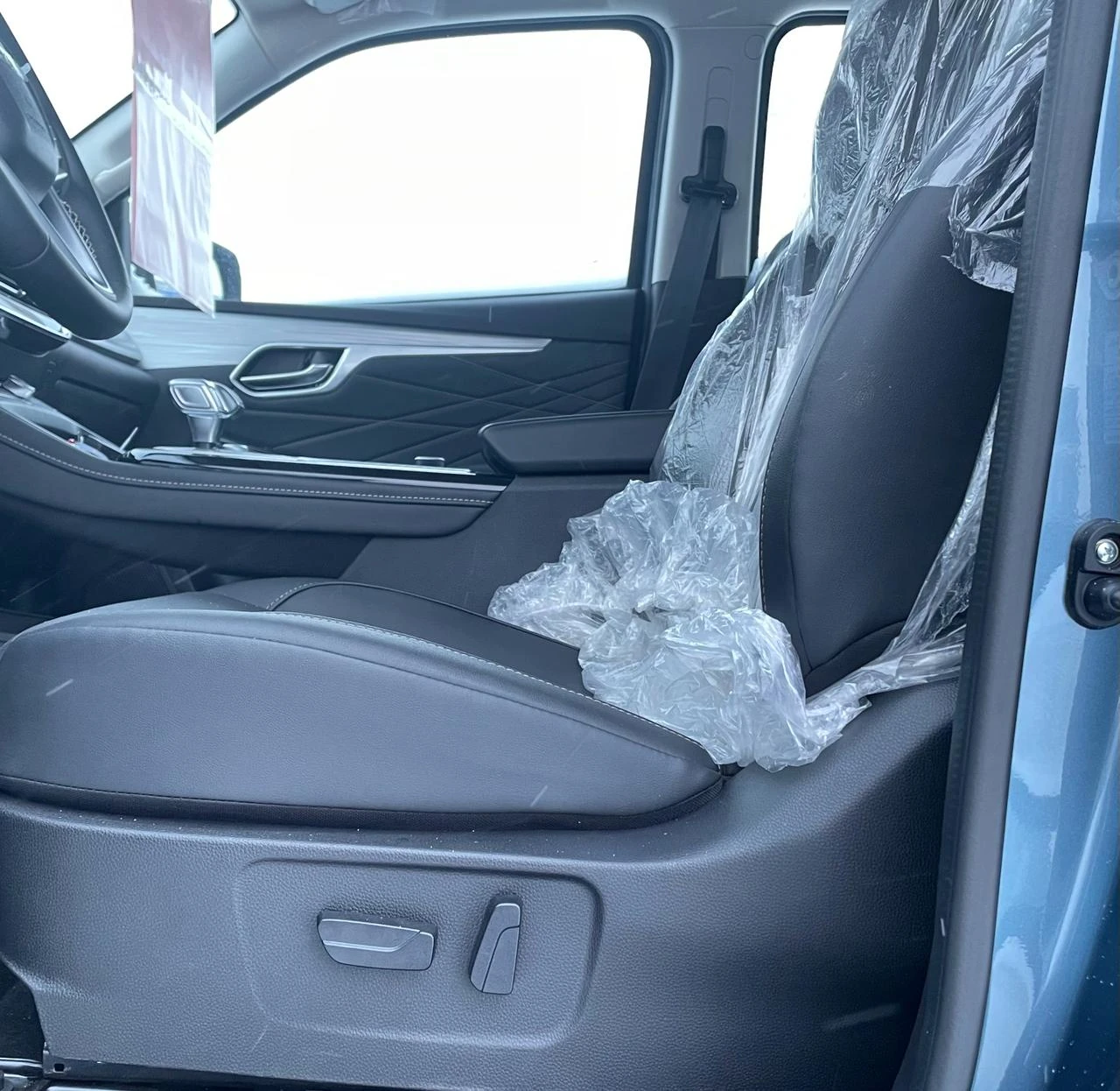 Isuzu D-Max, 2023г, полный привод, автомат