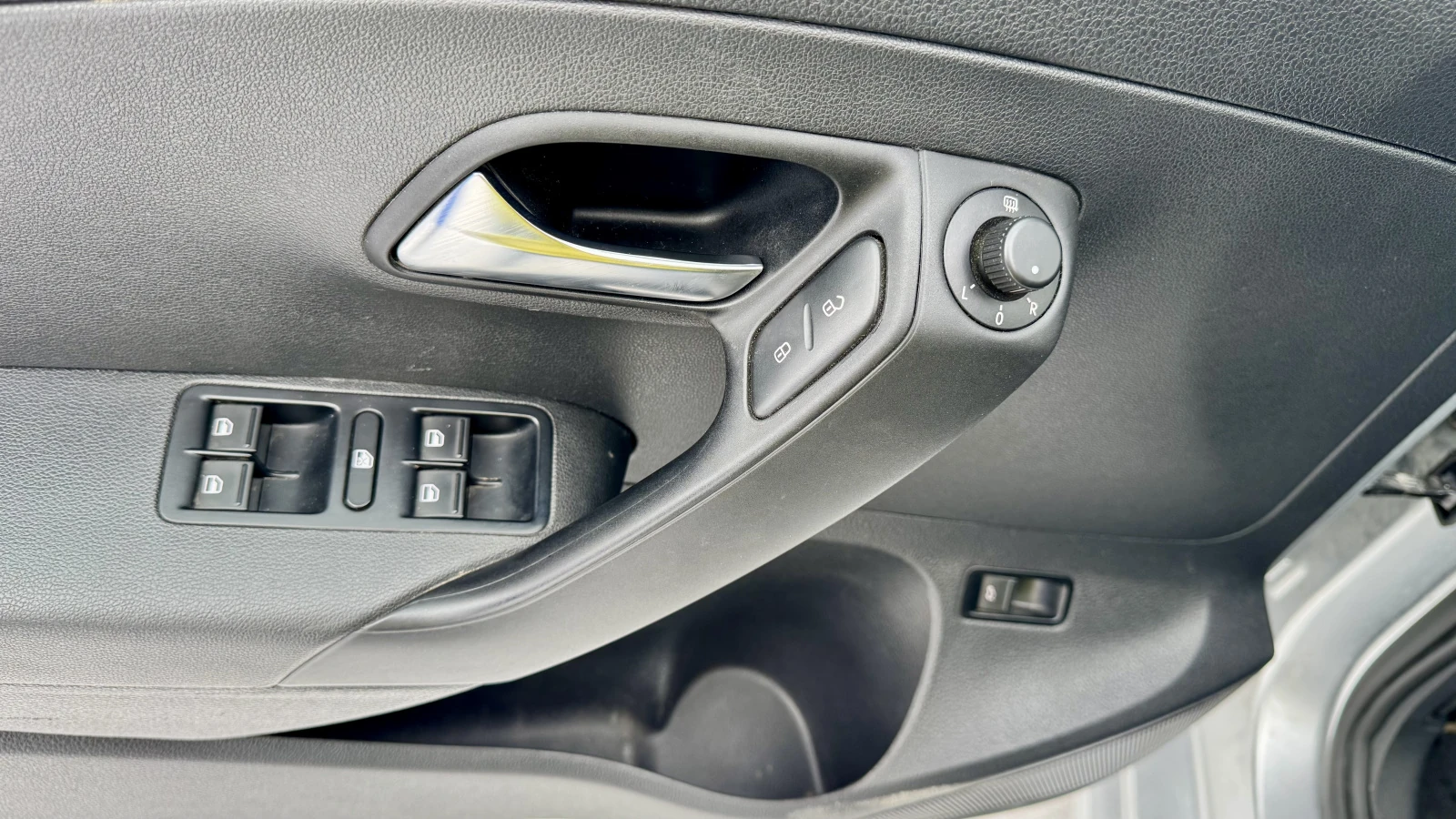 Volkswagen Polo, 2019г, передний привод, механика