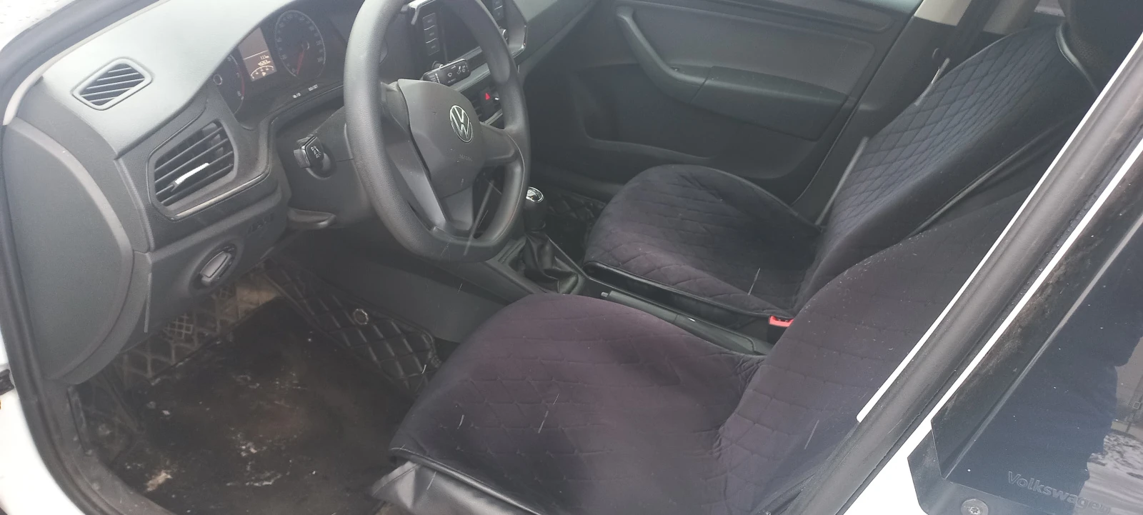 Volkswagen Polo, 2020г, передний привод, механика