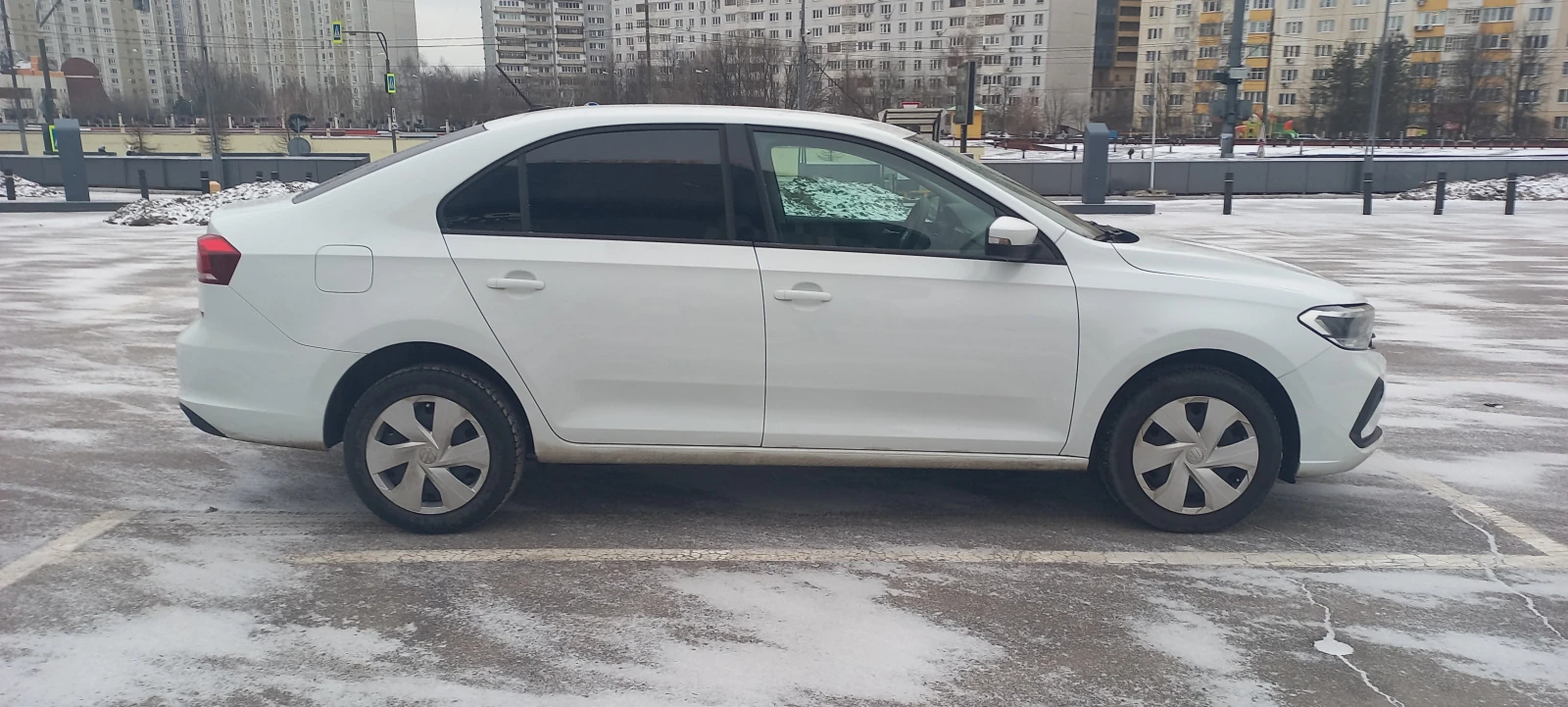 Volkswagen Polo, 2020г, передний привод, механика