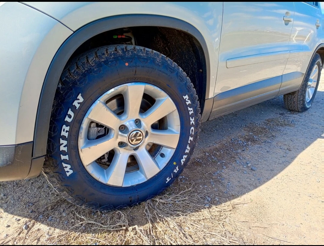 Volkswagen Tiguan, 2011г, полный привод, автомат