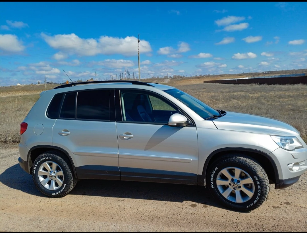 Volkswagen Tiguan, 2011г, полный привод, автомат