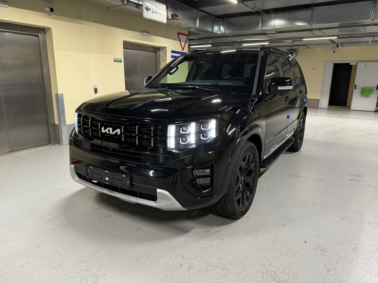 Kia Mohave, 2024г., полный привод, автомат