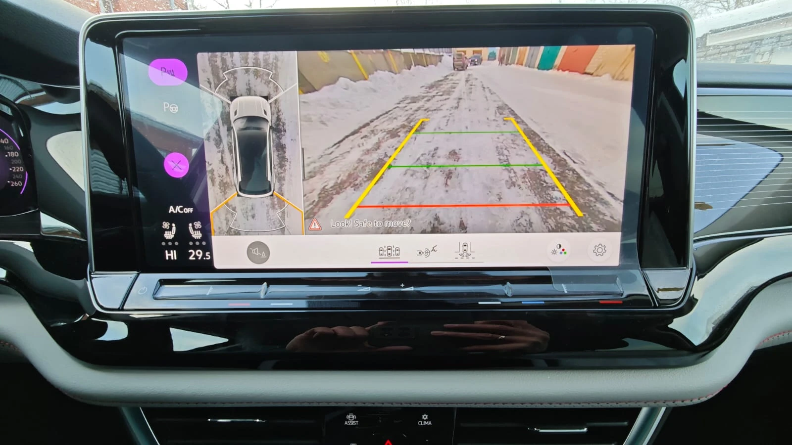 Volkswagen Teramont, 2024г, полный привод, робот