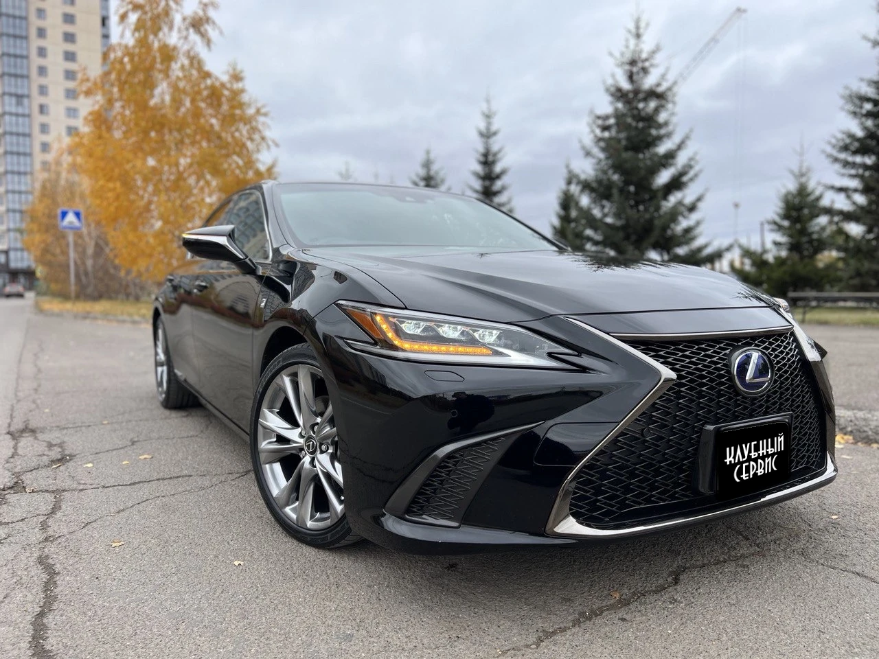 Lexus ES, 2019г, передний привод, вариатор