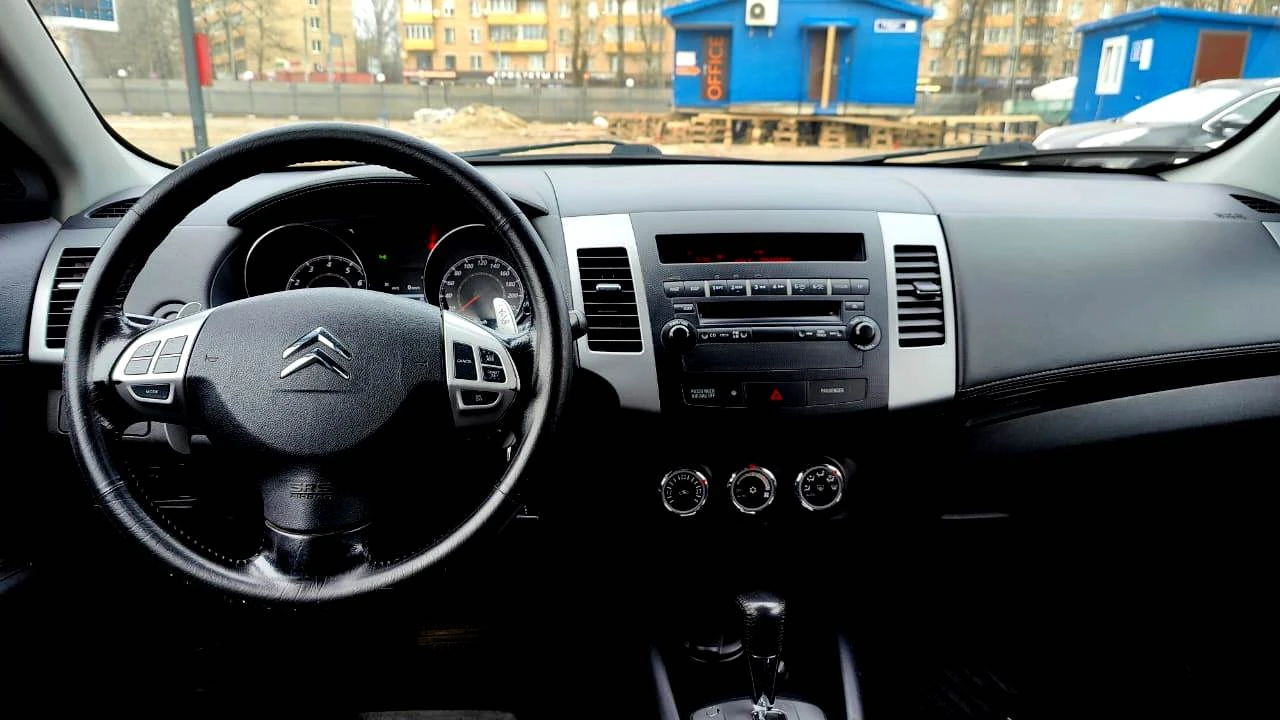 Citroen C-Crosser, 2011г, передний привод, вариатор