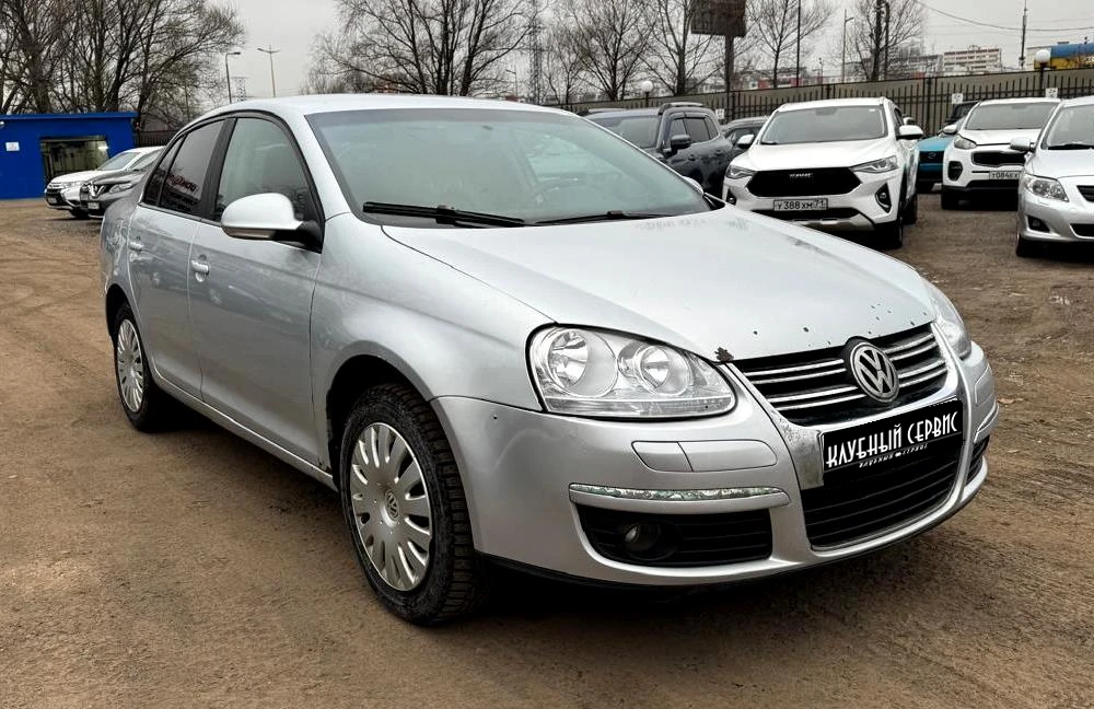 Volkswagen Jetta, 2008г, передний привод, робот