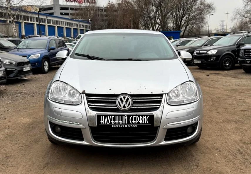 Volkswagen Jetta, 2008г, передний привод, робот