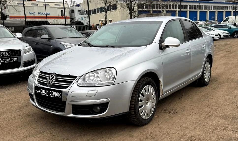 Volkswagen Jetta, 2008г, передний привод, робот