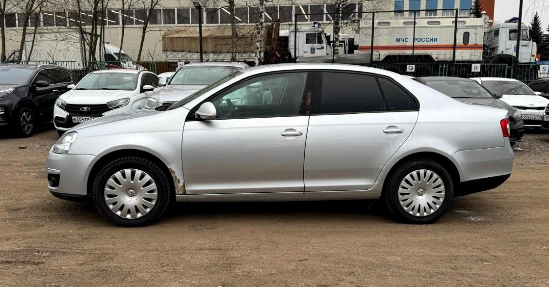 Volkswagen Jetta, 2008г, передний привод, робот