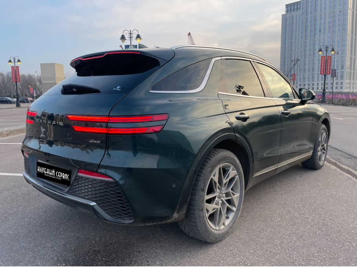 Genesis GV70, 2021г, полный привод, автомат