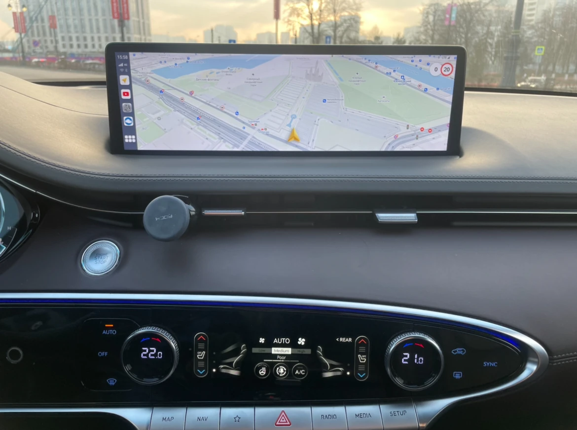 Genesis GV70, 2021г, полный привод, автомат