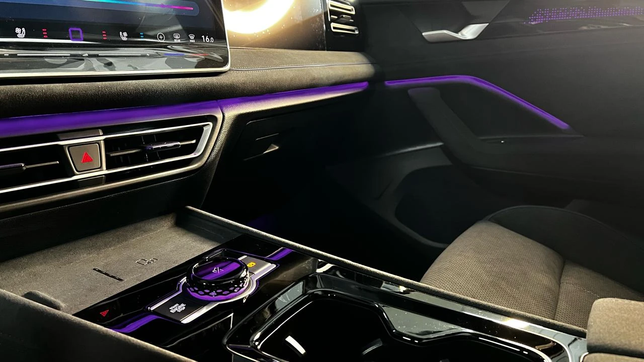 Volkswagen Tiguan, 2024г, полный привод, робот