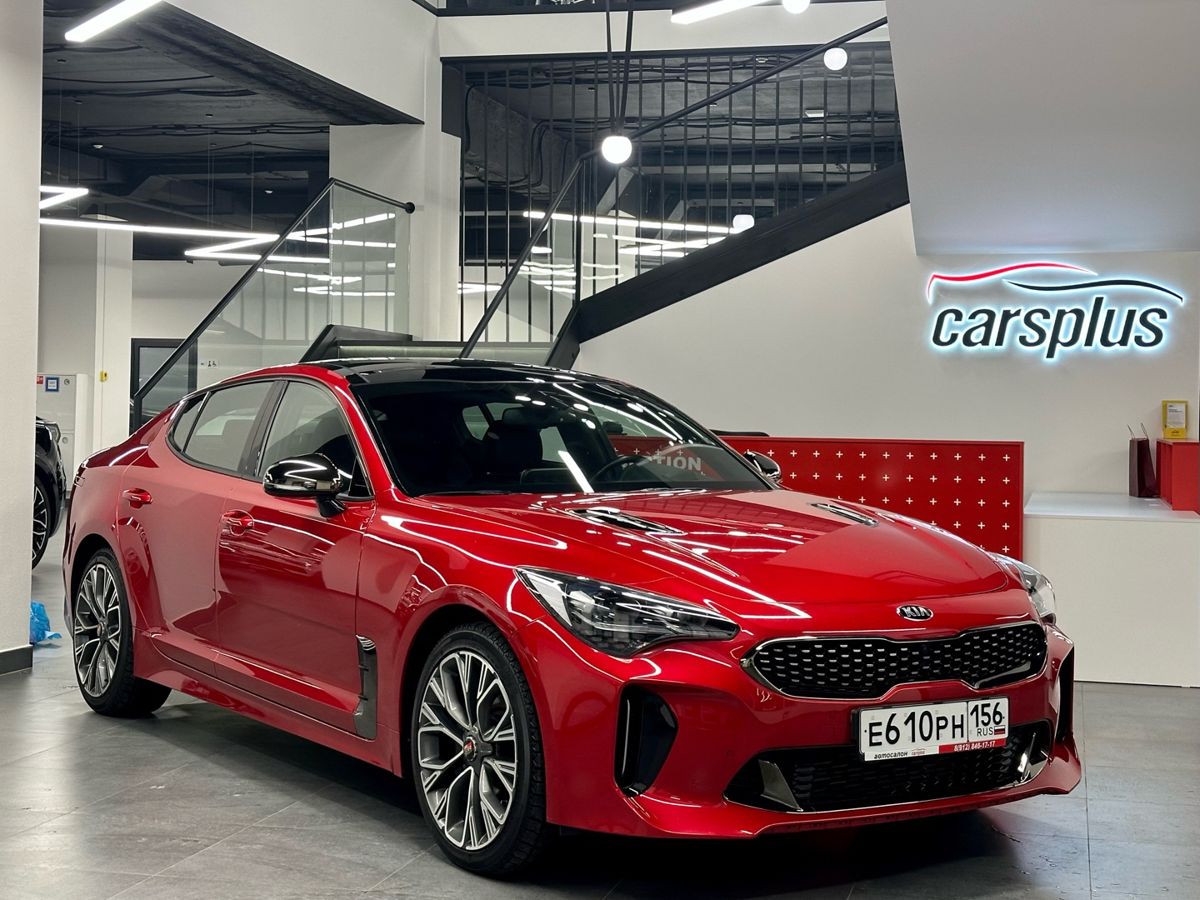 Kia Stinger, 2018г, задний привод, автомат