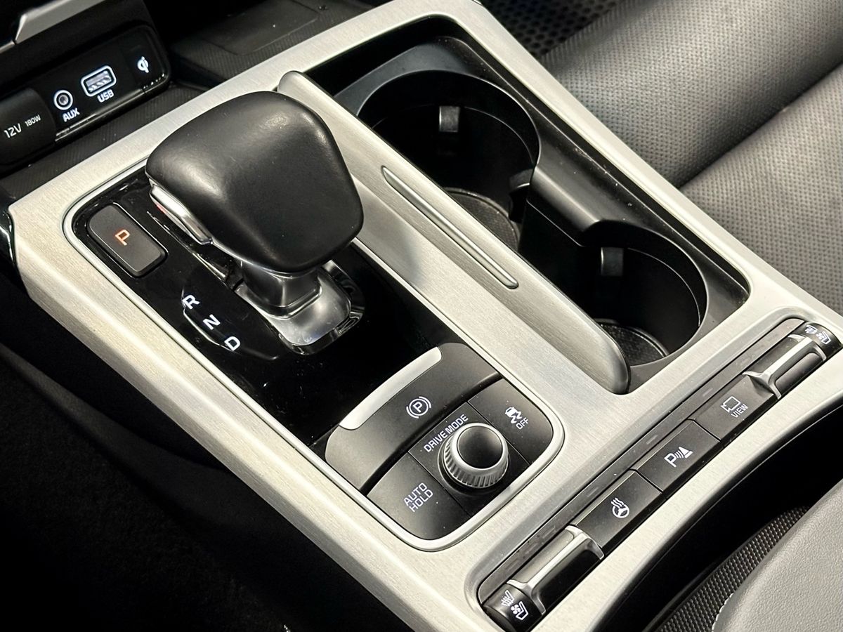 Kia Stinger, 2018г, задний привод, автомат