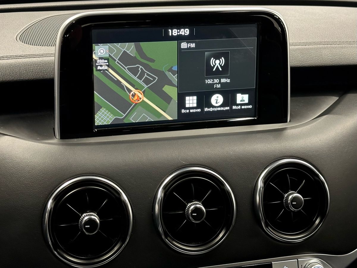 Kia Stinger, 2018г, задний привод, автомат