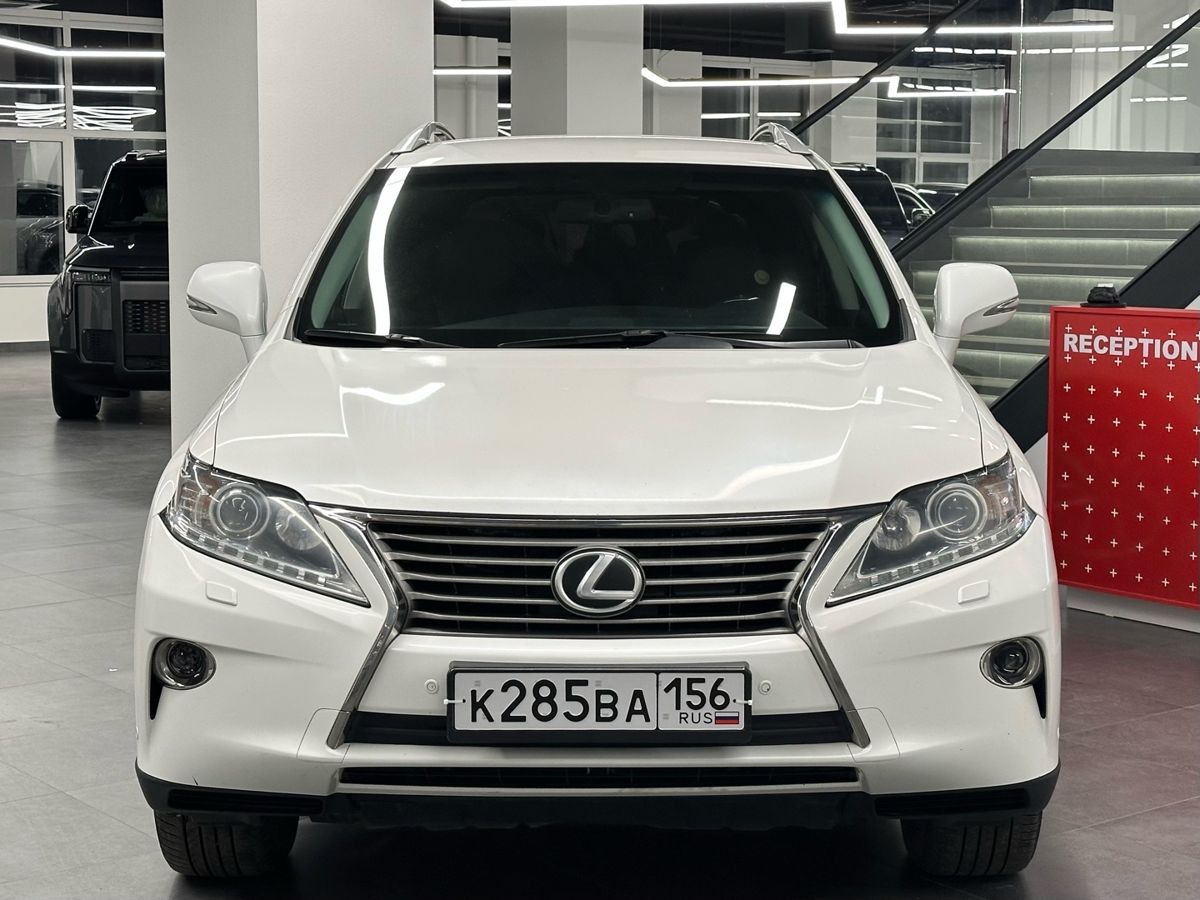 Lexus RX, 2014г, передний привод, автомат