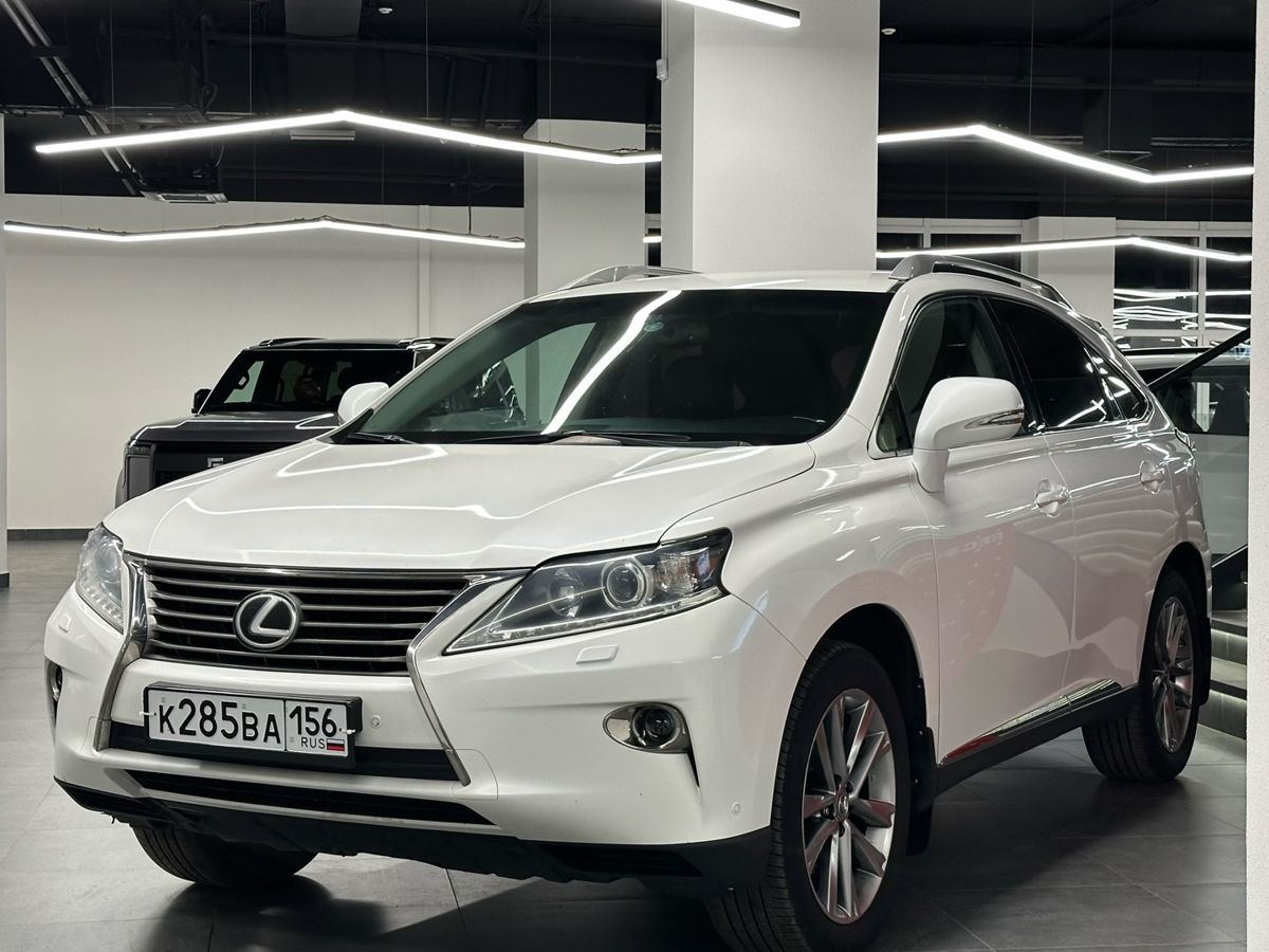 Lexus RX, 2014г, передний привод, автомат