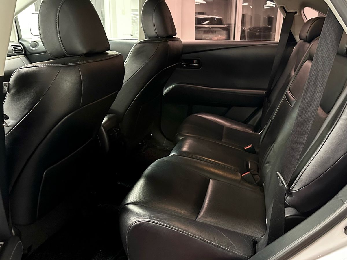 Lexus RX, 2014г, передний привод, автомат