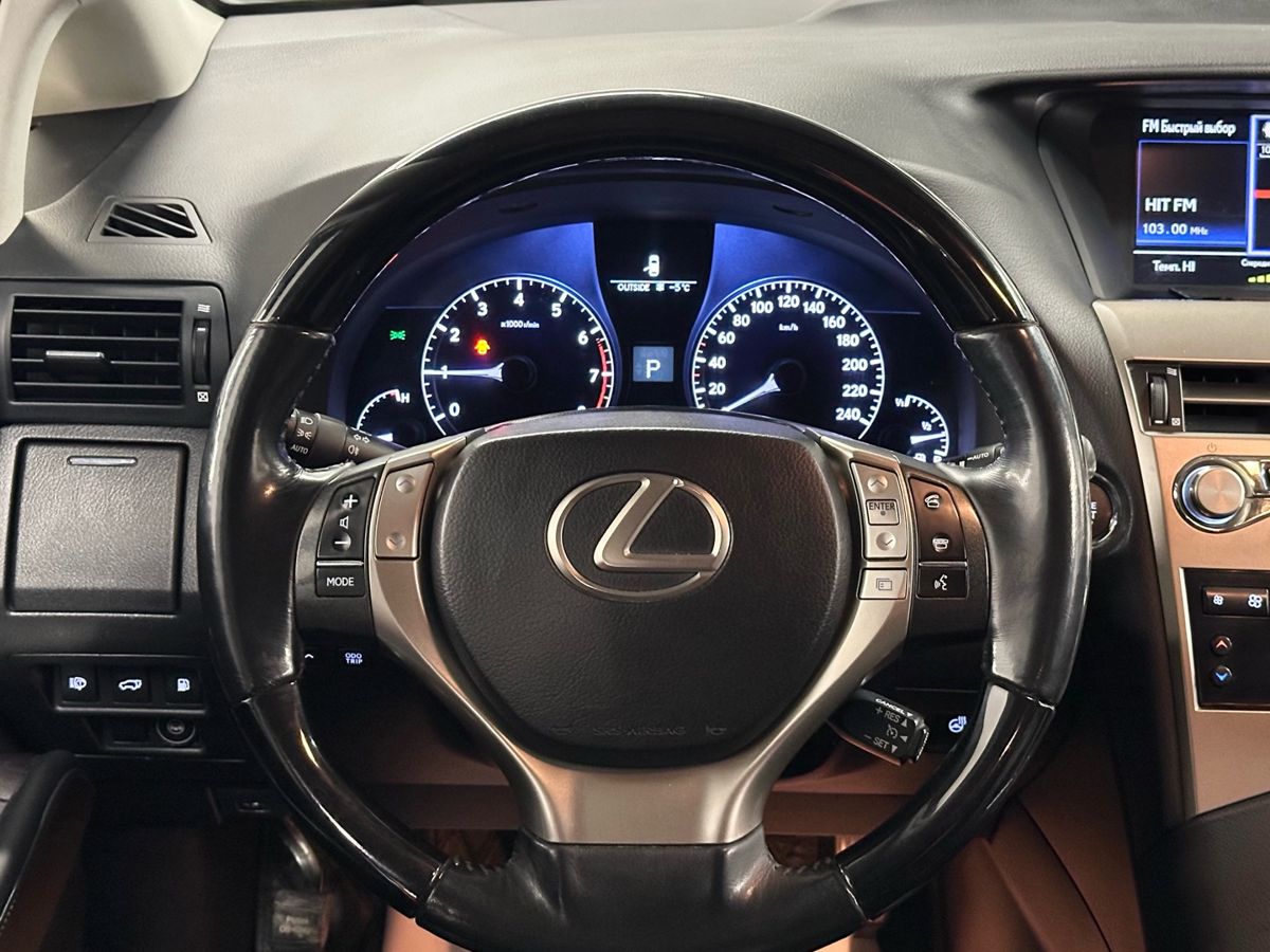 Lexus RX, 2014г, передний привод, автомат