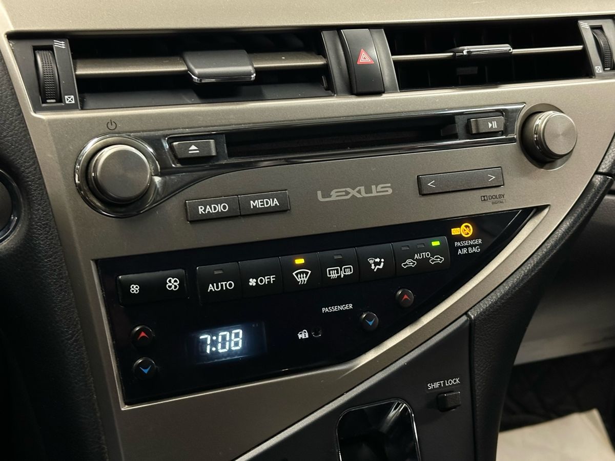 Lexus RX, 2014г, передний привод, автомат