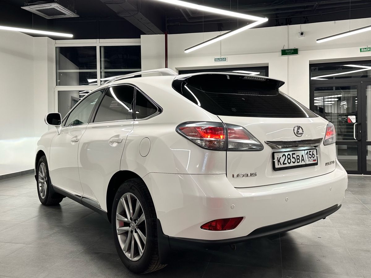 Lexus RX, 2014г, передний привод, автомат