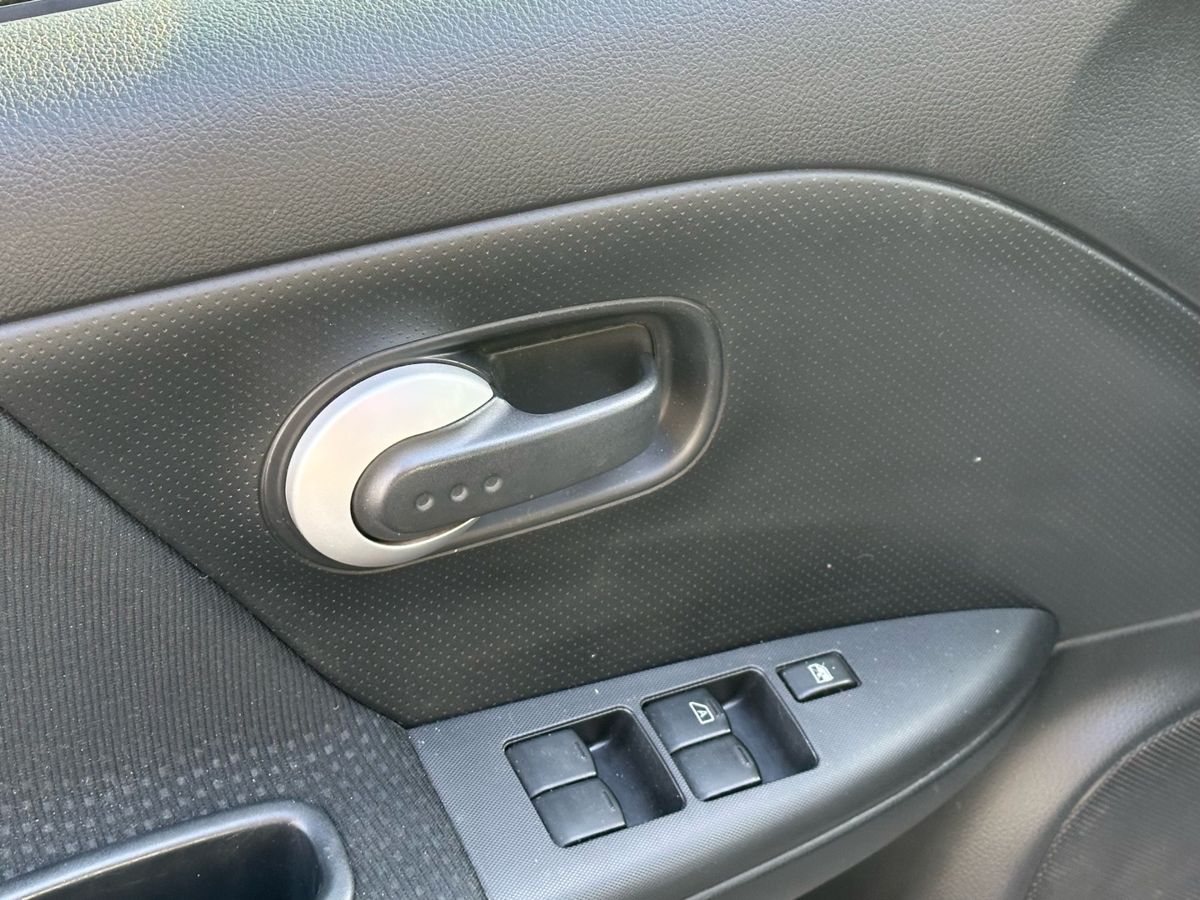 Nissan Note, 2013г, передний привод, механика