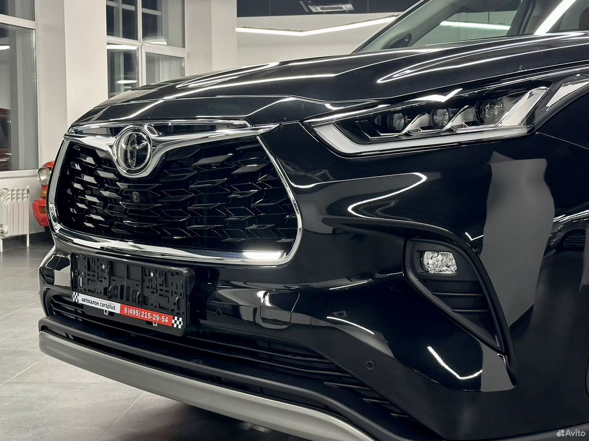 Toyota Highlander, 2024г, полный привод, автомат