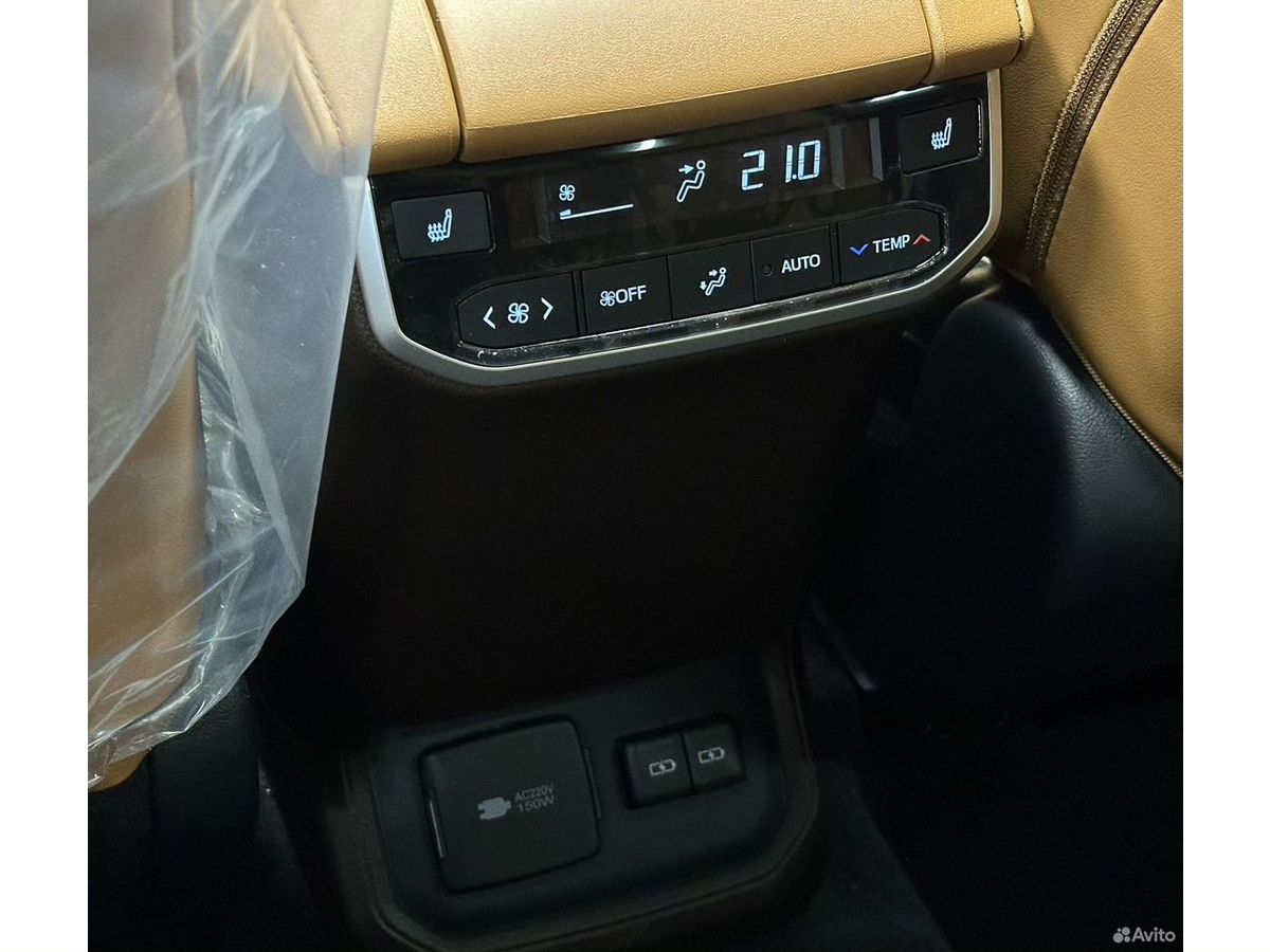 Toyota Highlander, 2024г, полный привод, автомат