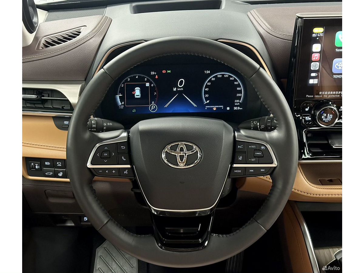 Toyota Highlander, 2024г, полный привод, автомат