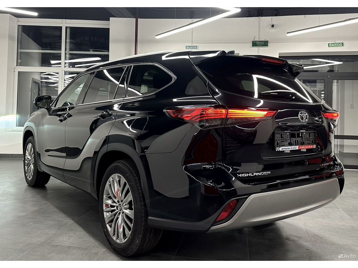 Toyota Highlander, 2024г, полный привод, автомат