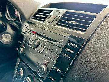 Mazda 6, 2009г., передний привод, механика