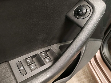 Skoda Octavia, 2014г., передний привод, робот