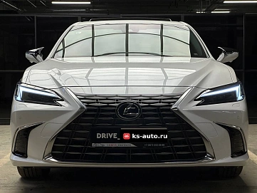 Lexus ES, 2025г., передний привод, вариатор