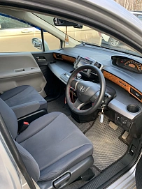 Honda Freed, 2010г., передний привод, вариатор
