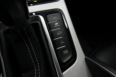 Geely Atlas, 2021г., полный привод, автомат
